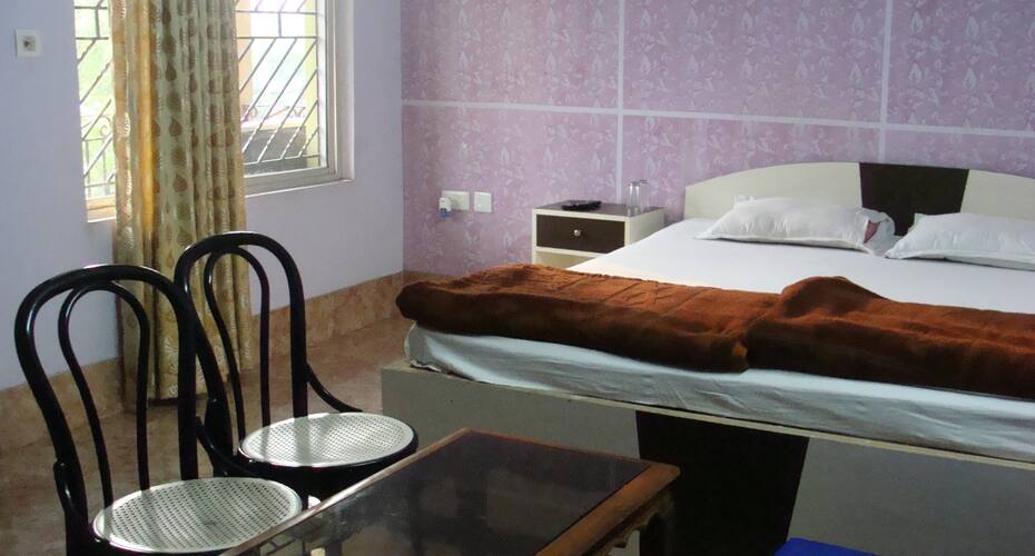 Emblic Hotel & Restaurnat, Shantiniketan 2